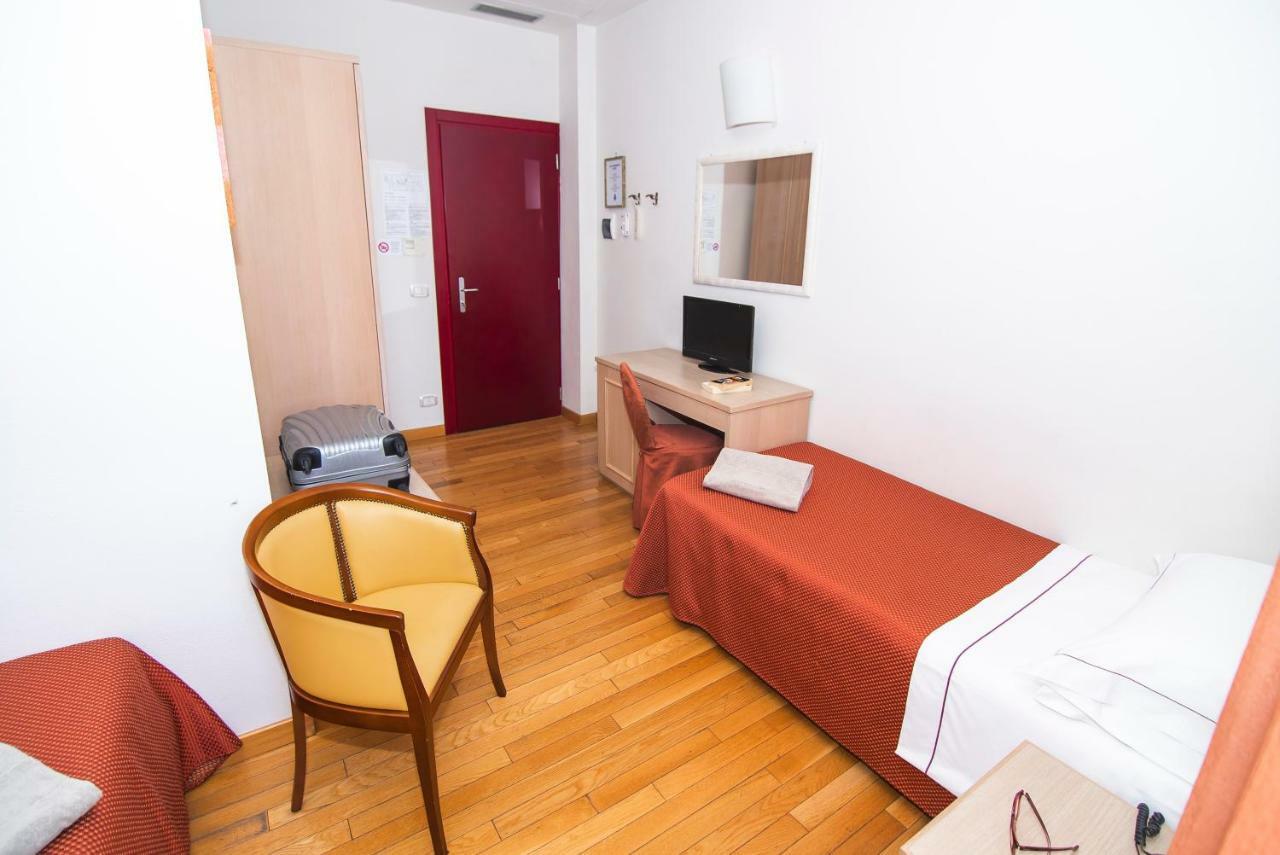 Hotel La Colonna Siena Dış mekan fotoğraf